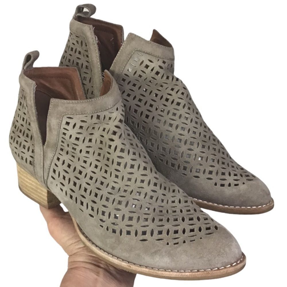 Jeffery Campbell Tagloni Tan Suede Laser Cut  Booties Size 8.5